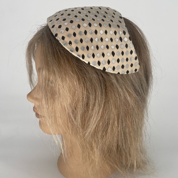 2FOR$30 Vintage Cream Fascinator With Black & Silver Pattern / Headband - Picture 3 of 14
